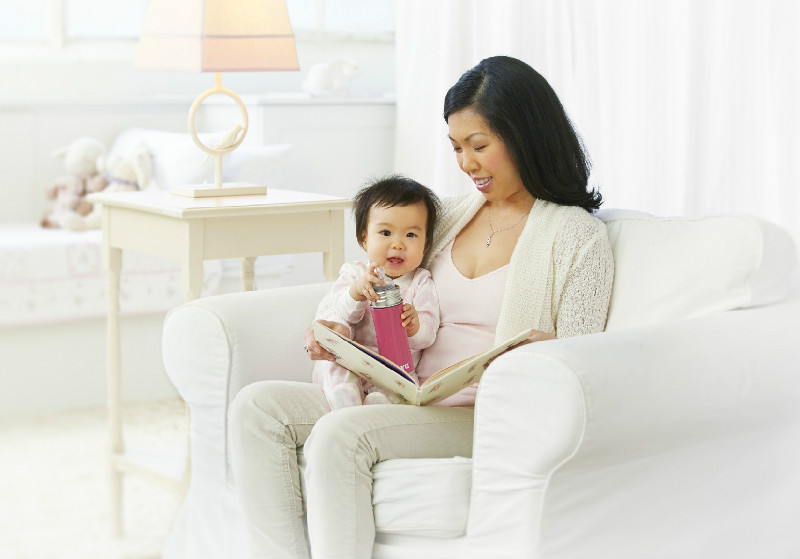 KBA MomBabyCouch B 2edited5